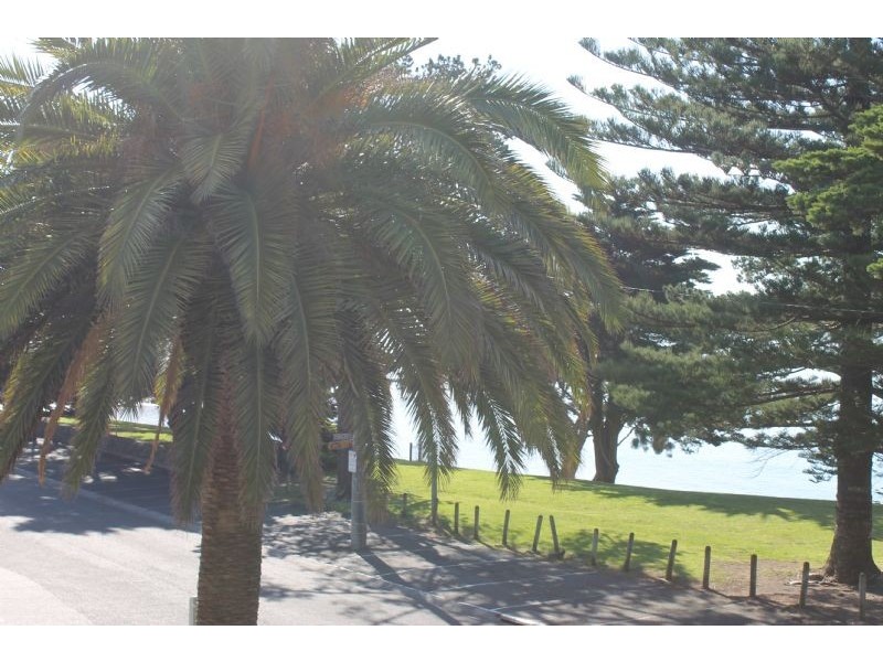 7/4 The Esplanade, Cowes VIC 3922