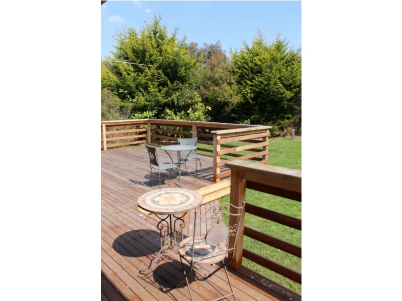 2 Outlook Drive, Cowes VIC 3922