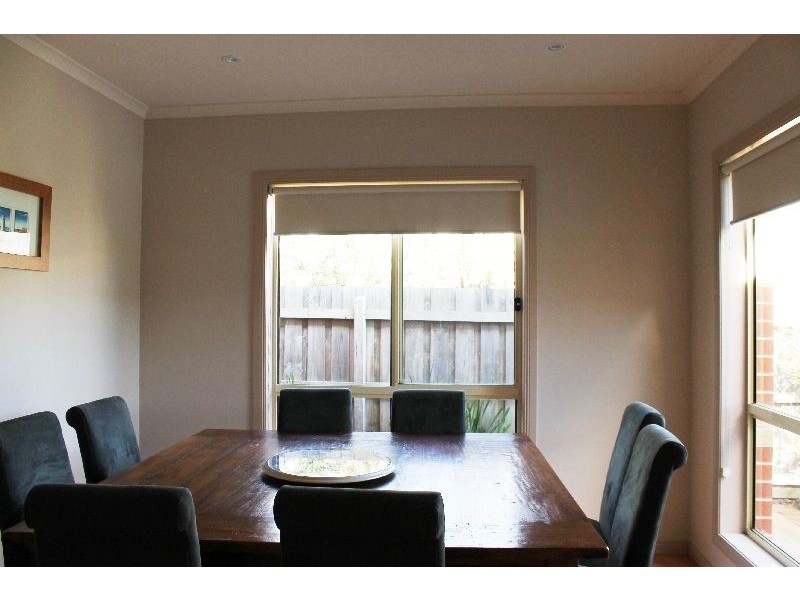 27 Katherine Circuit, Cowes VIC 3922