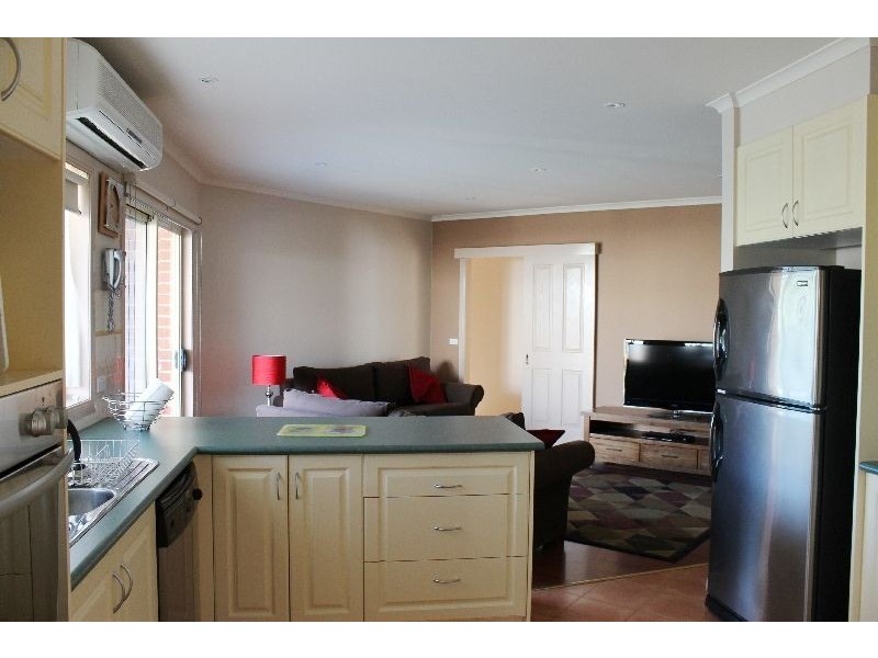 27 Katherine Circuit, Cowes VIC 3922