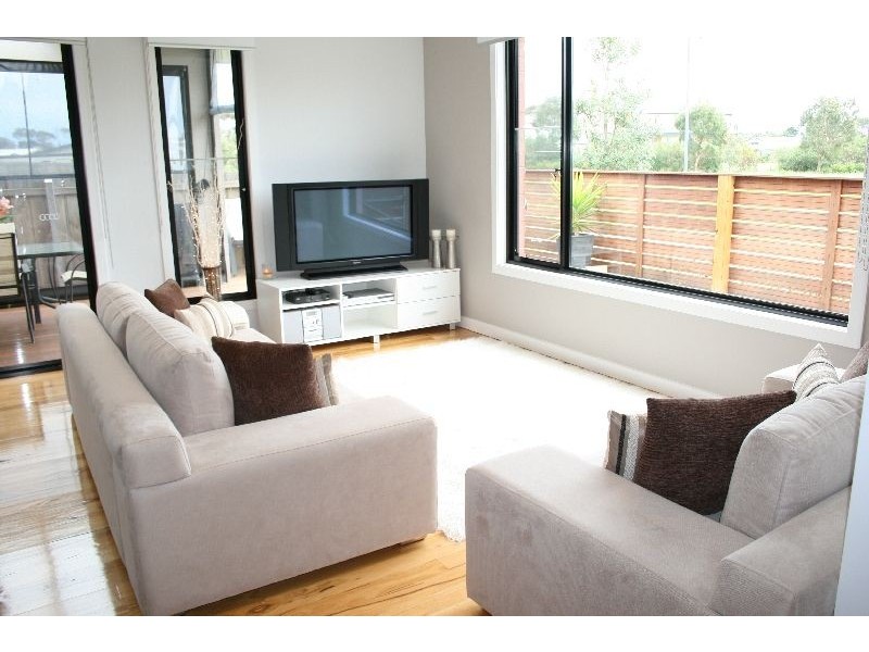 3 Kirsten Close, Cowes VIC 3922