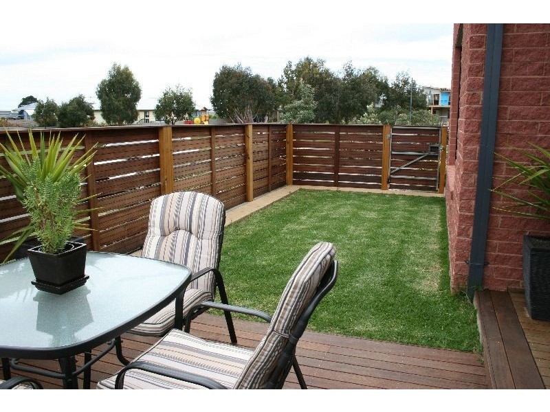 3 Kirsten Close, Cowes VIC 3922