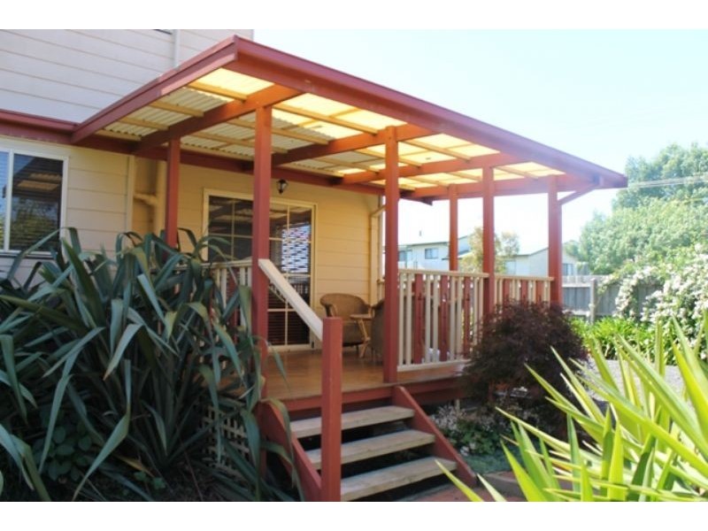 1 Caroline Avenue, Cowes VIC 3922