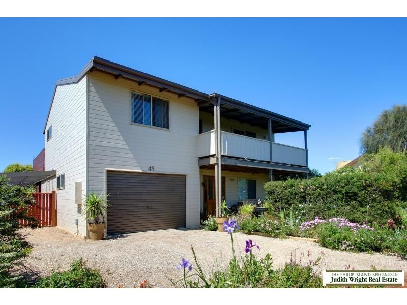 45 Sunderland Bay Road, Surf Beach VIC 3922
