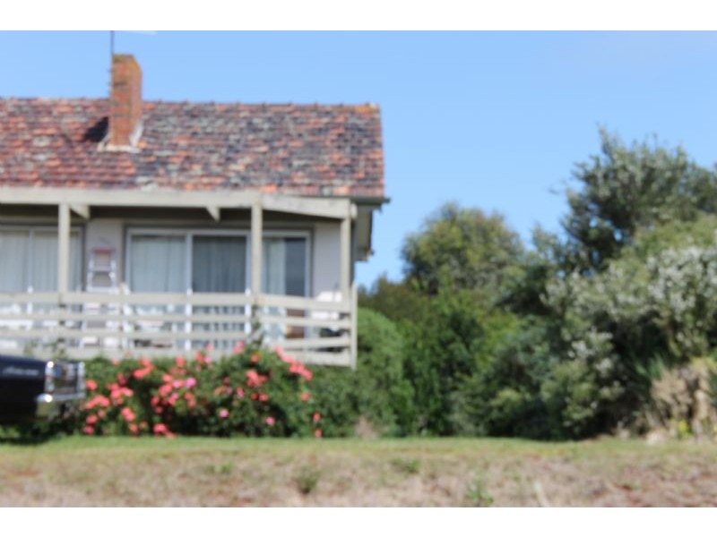 1-3 Phillip Island Road, San Remo VIC 3925