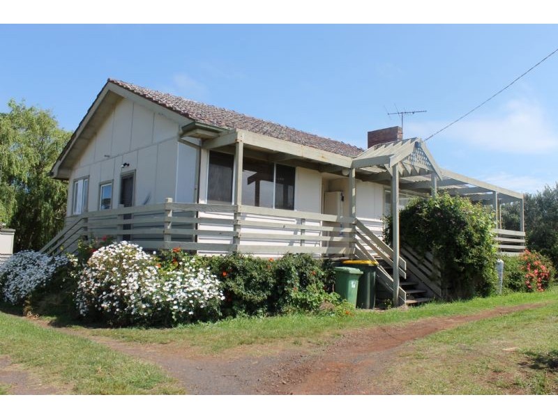 1-3 Phillip Island Road, San Remo VIC 3925