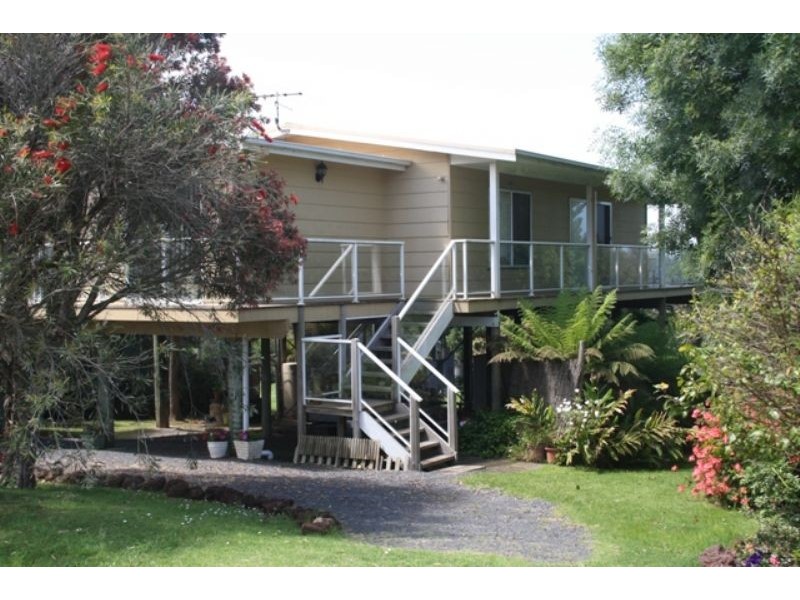 29 Waikiki Crescent, Smiths Beach VIC 3922