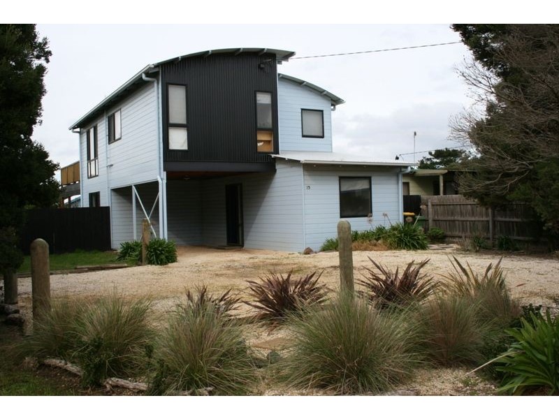 15 Batman Avenue, Surf Beach VIC 3922