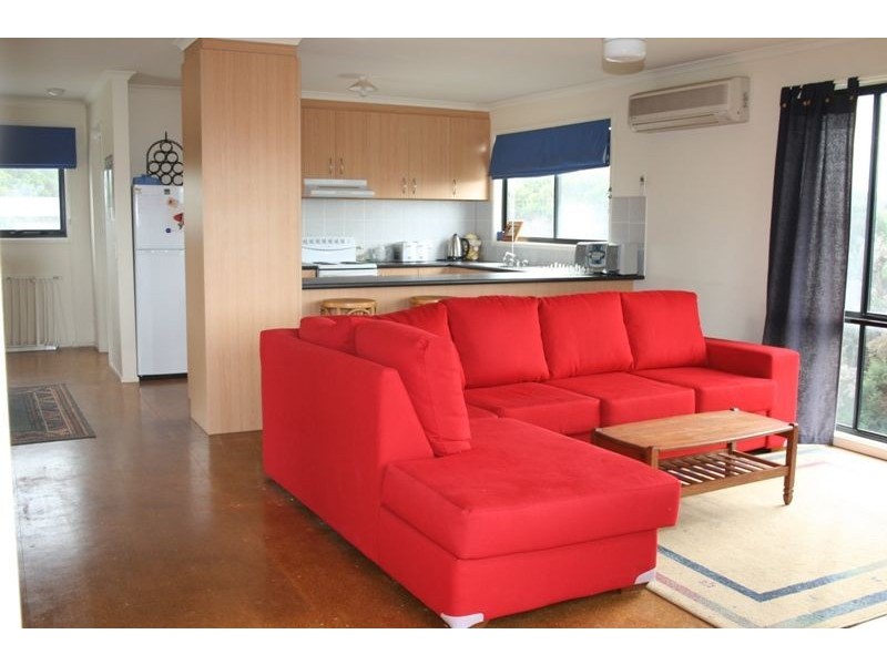15 Batman Avenue, Surf Beach VIC 3922