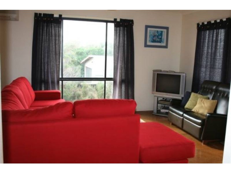 15 Batman Avenue, Surf Beach VIC 3922