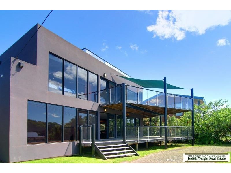 50 The Esplanade, Cape Woolamai VIC 3925