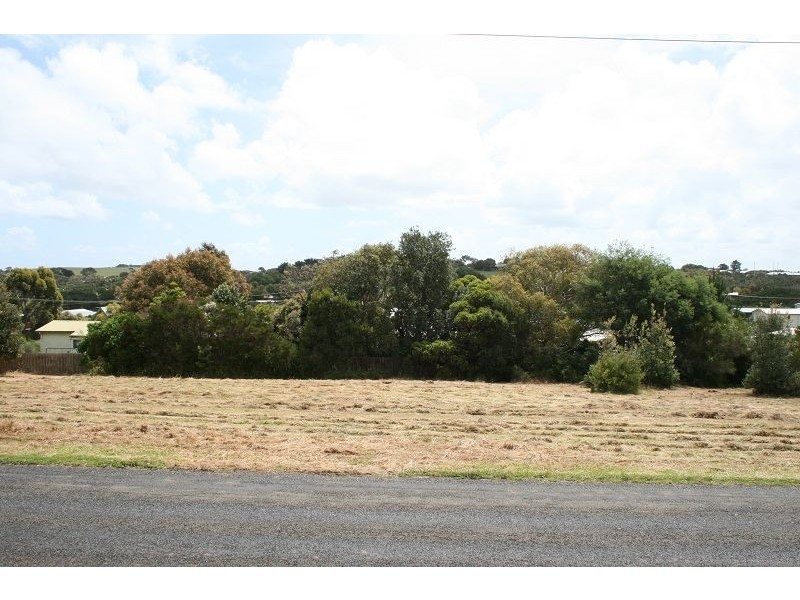 10 Bermagui Crescent, Sunset Strip VIC 3922