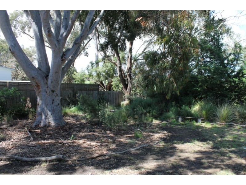 8 Hastings Street, Rhyll VIC 3923