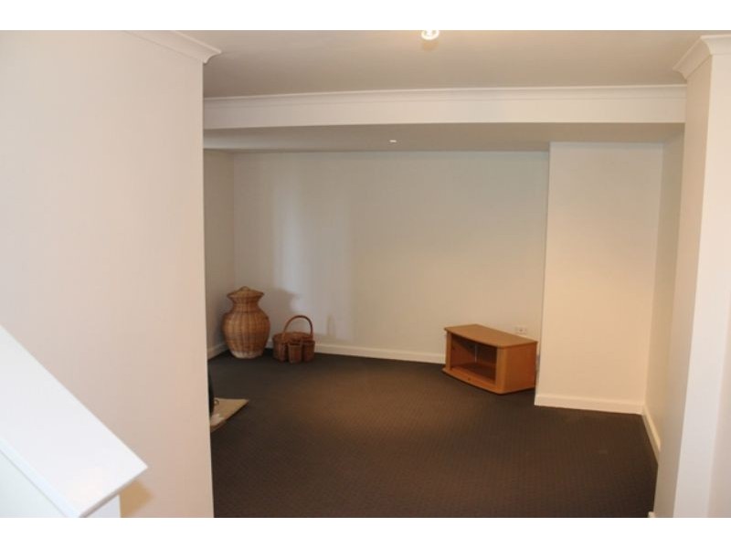 8 Hastings Street, Rhyll VIC 3923