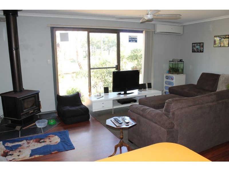 16 Ventnor Rd, Cowes VIC 3922