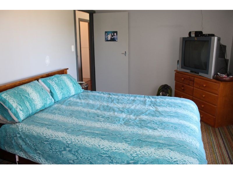 16 Ventnor Rd, Cowes VIC 3922