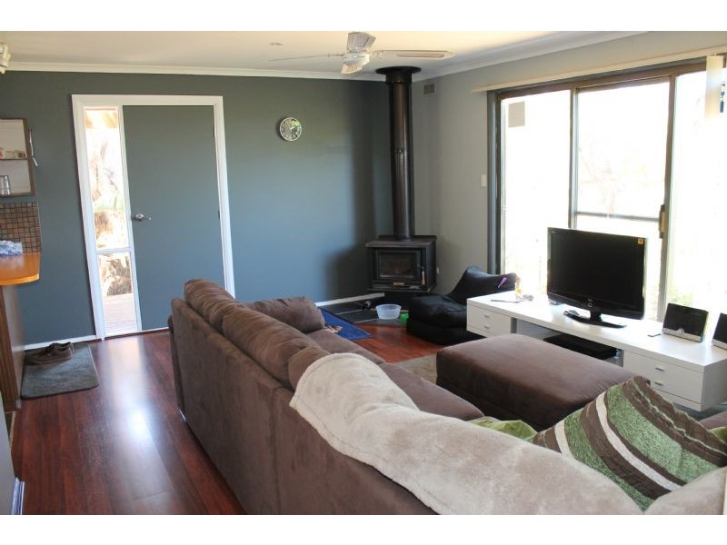 16 Ventnor Rd, Cowes VIC 3922