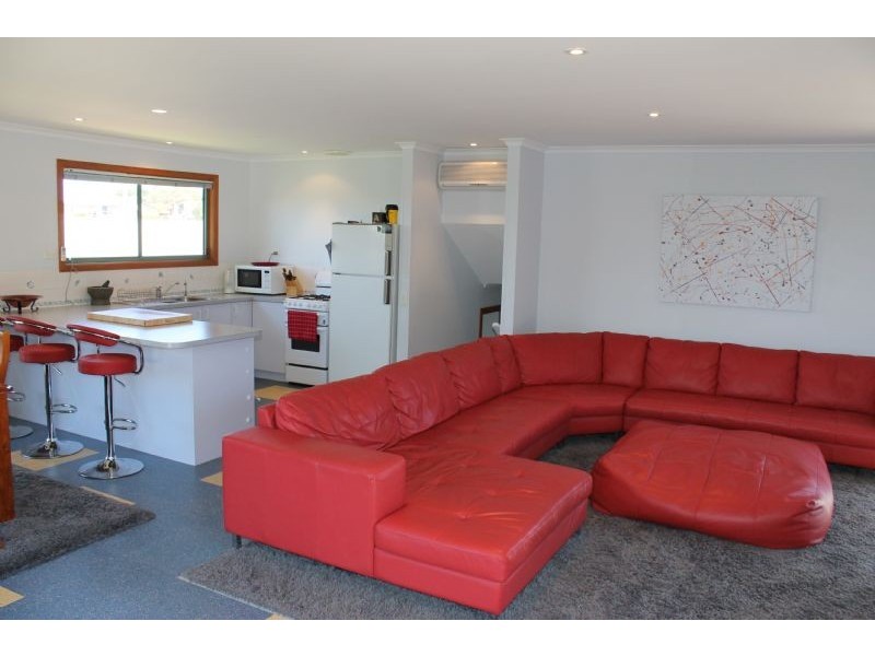 203 Smiths Beach Rd, Smiths Beach VIC 3922