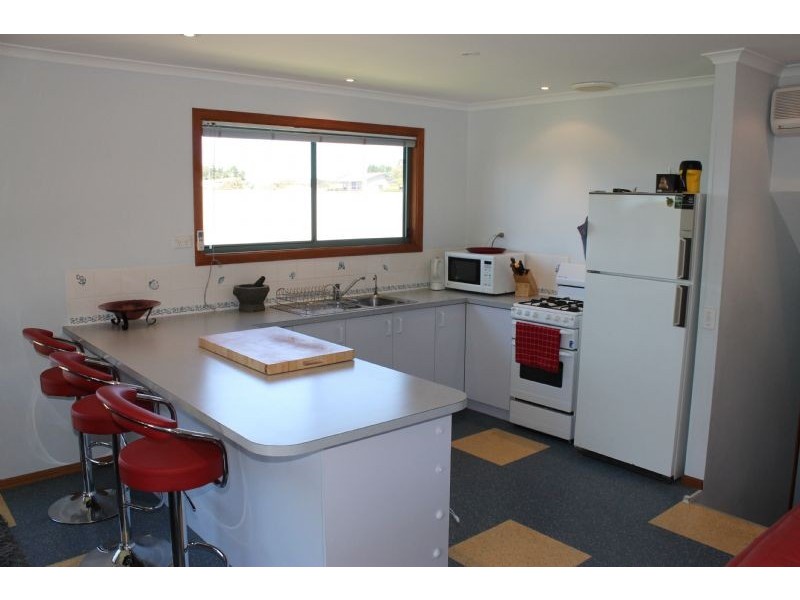 203 Smiths Beach Rd, Smiths Beach VIC 3922