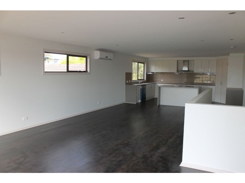 1/265 Settlement Road, Cowes VIC 3922