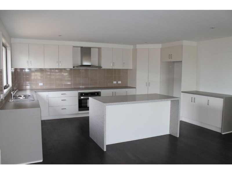 1/265 Settlement Road, Cowes VIC 3922