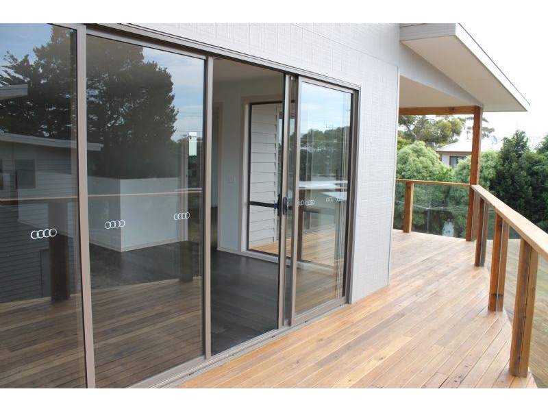 2/265 Settlement Road, Cowes VIC 3922