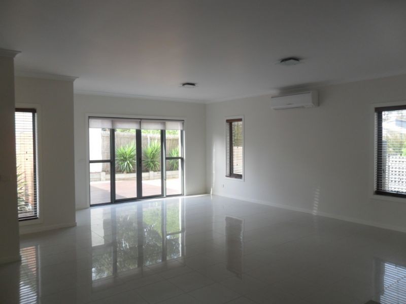 17 Blue Gum Court, Cowes VIC 3922