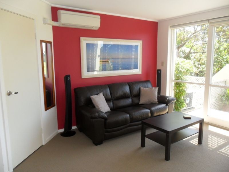 2/34-36 Dunsmore Road, Cowes VIC 3922