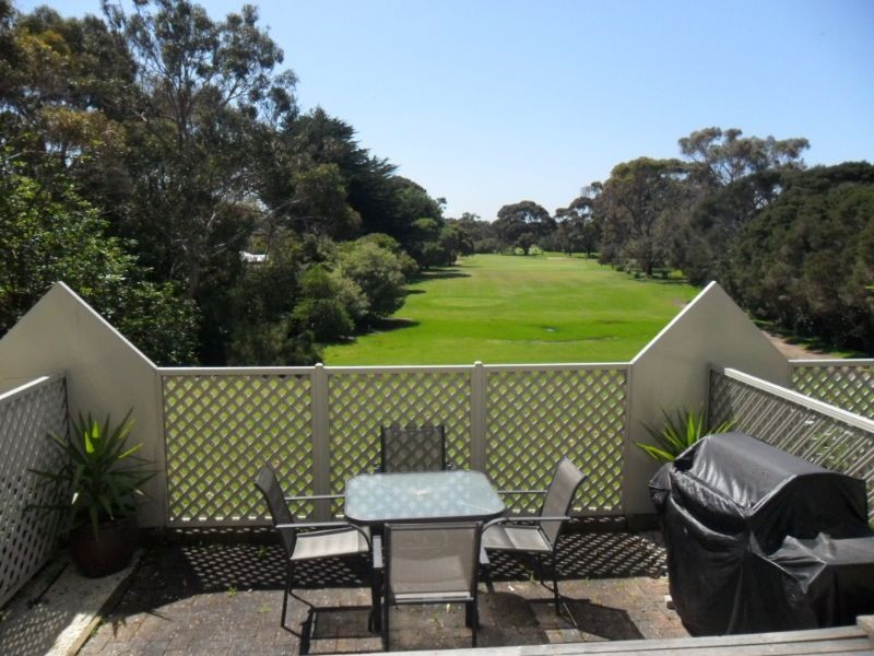 2/34-36 Dunsmore Road, Cowes VIC 3922