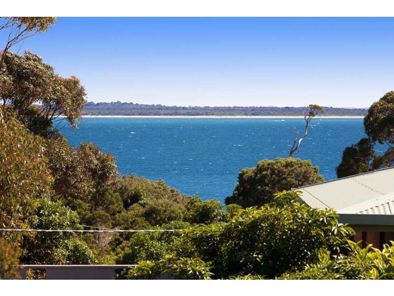 1/13 Langard Road, Cowes VIC 3922