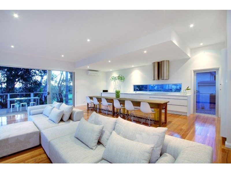 14 Hastings Street, Rhyll VIC 3923