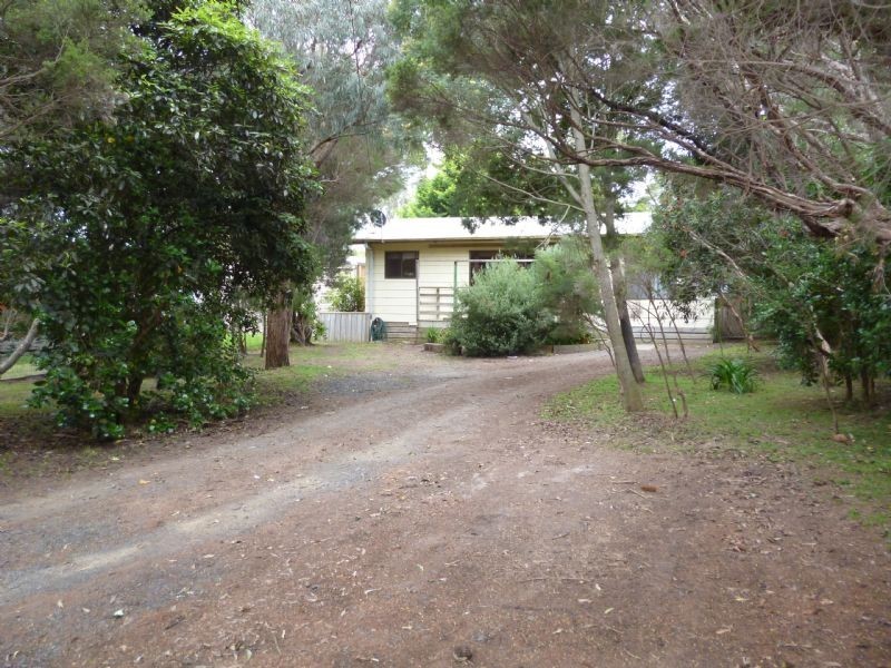 22 Ti Tree Drive, Cowes VIC 3922