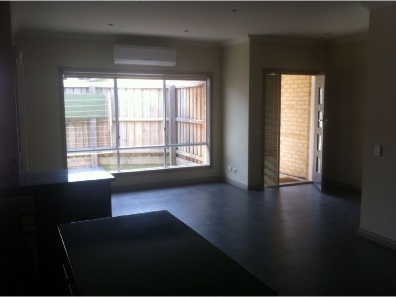 3/37-39 Jenner Avenue, Cowes VIC 3922