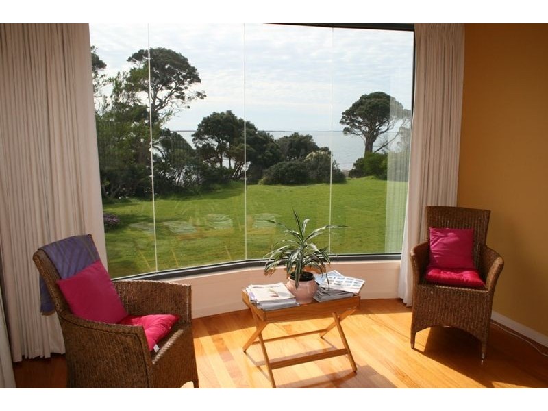 6 Langard Road, Cowes VIC 3922