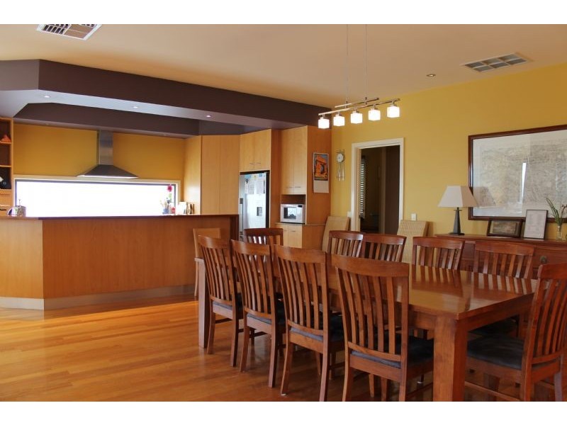 6 Langard Road, Cowes VIC 3922