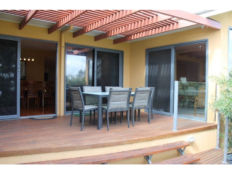 6 Langard Road, Cowes VIC 3922