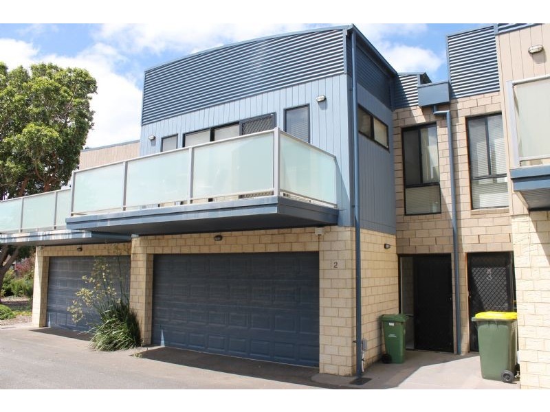 2/7 Beach Street, Cowes VIC 3922