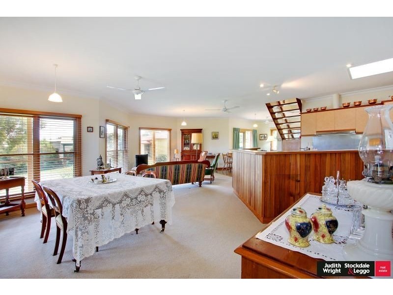 11 Talofa Avenue, Cowes VIC 3922