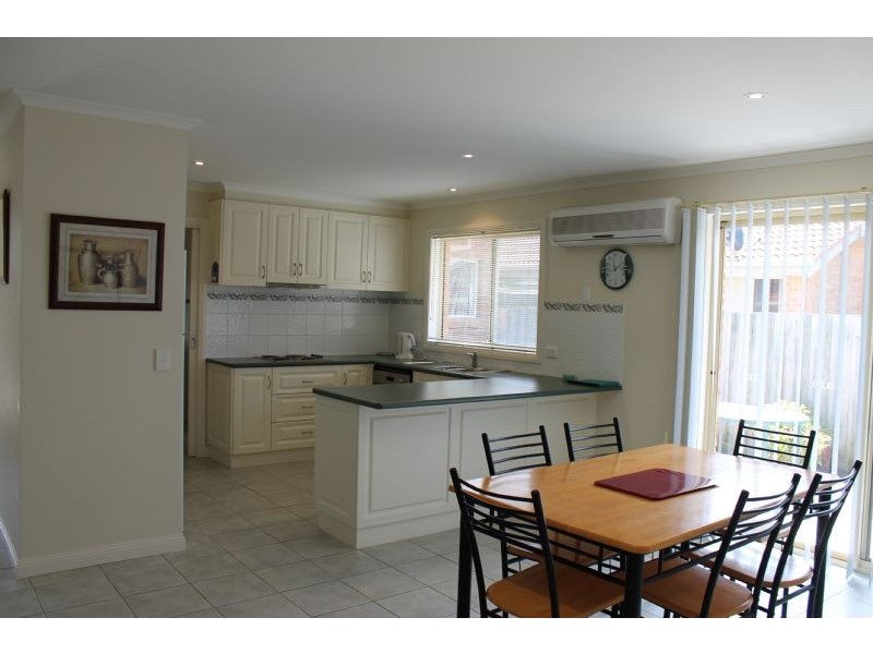 2/7 Wyndham Avenue, Cowes VIC 3922