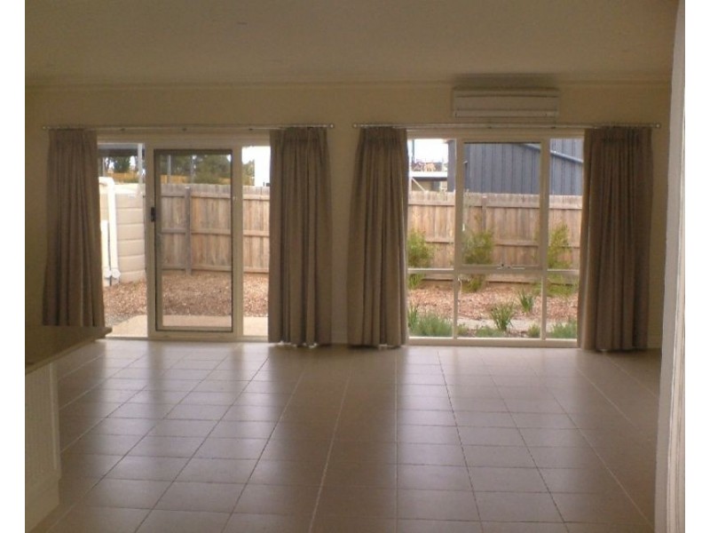 6A Bradley Court, Cowes VIC 3922