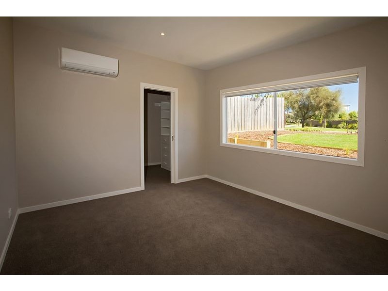 2/7-9 Norman Drive, Cowes VIC 3922