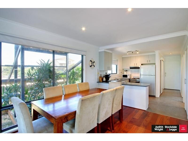 11 Barry Street, Sunderland Bay VIC 3922