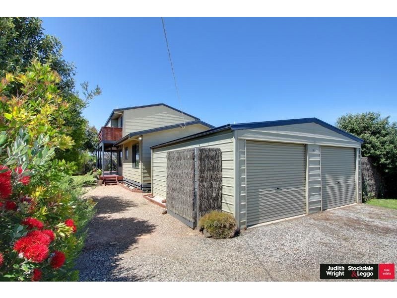 11 Barry Street, Sunderland Bay VIC 3922