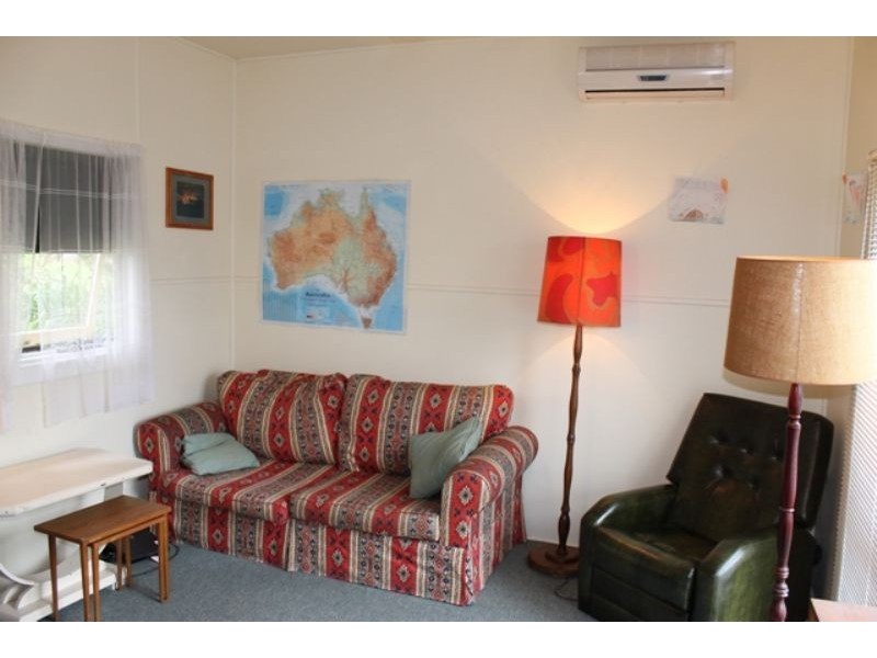 9 Talofa Avenue, Cowes VIC 3922