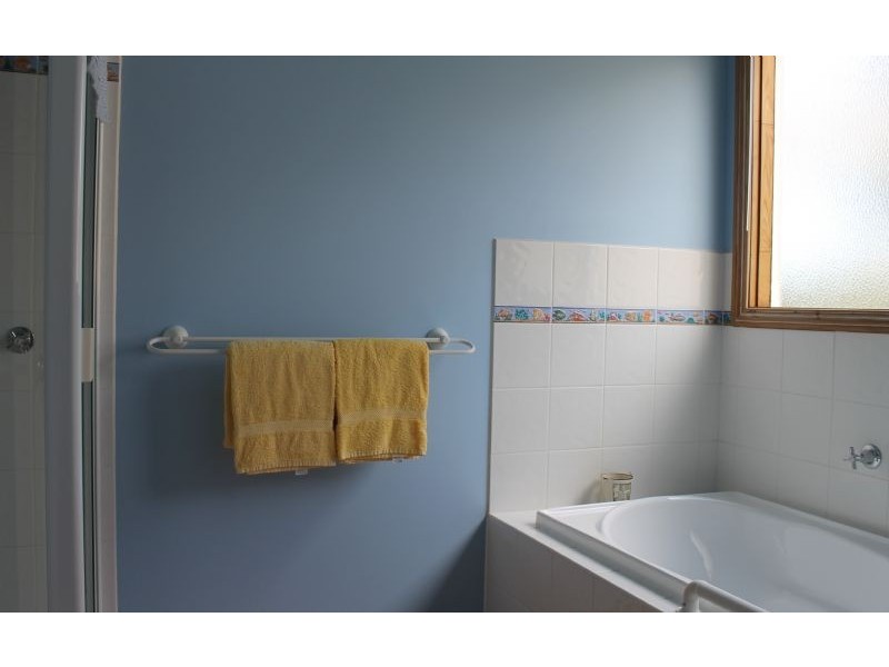 7 Hereward Close, Cowes VIC 3922