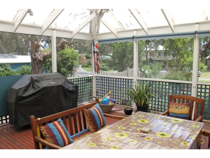 7 Hereward Close, Cowes VIC 3922