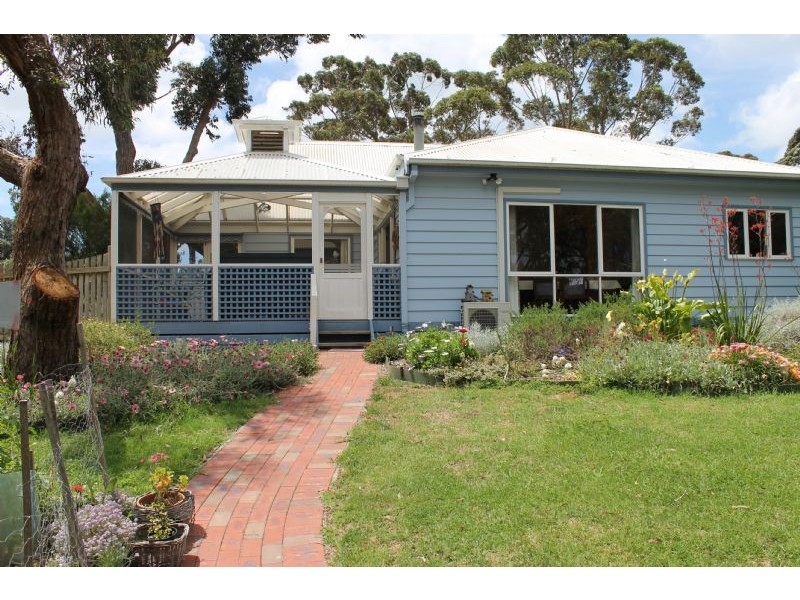 7 Hereward Close, Cowes VIC 3922