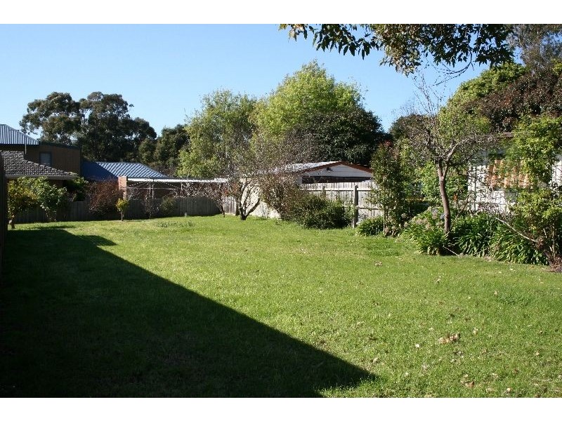 1A Shamrock Avenue, Cowes VIC 3922