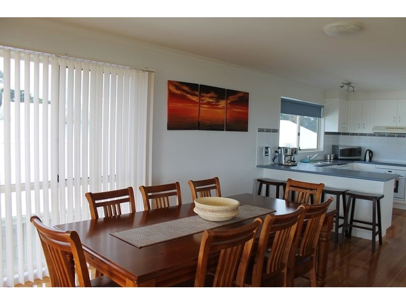 4 Bradley Court, Cowes VIC 3922