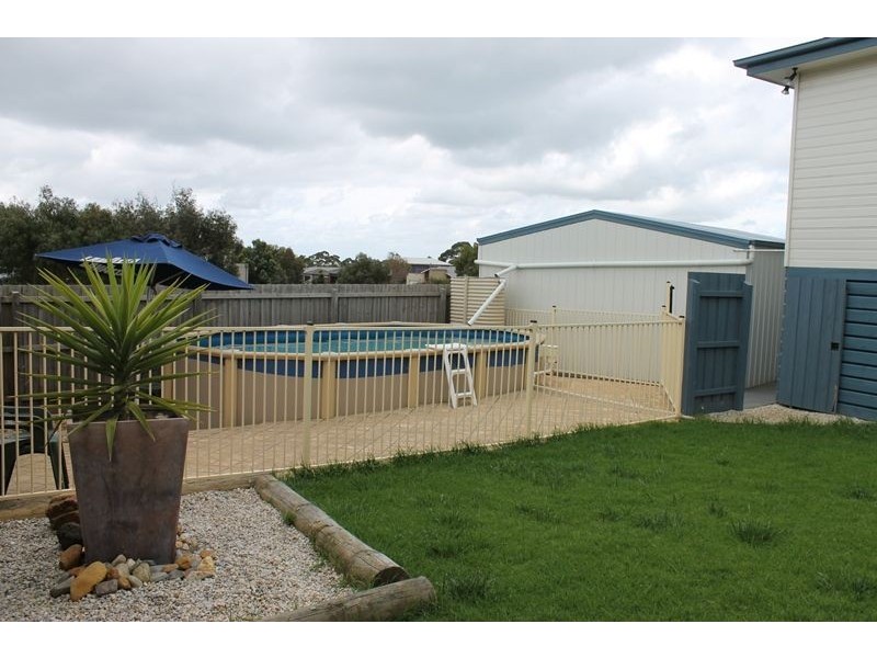 4 Bradley Court, Cowes VIC 3922